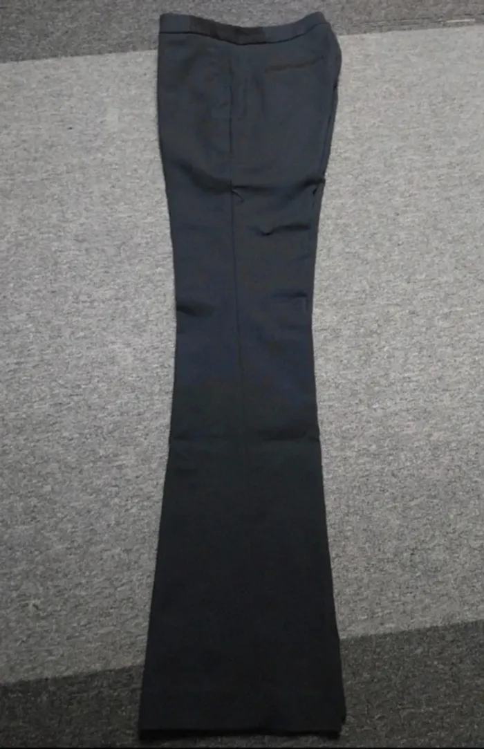 Pantalon de costume / à pli noir - coupe flare