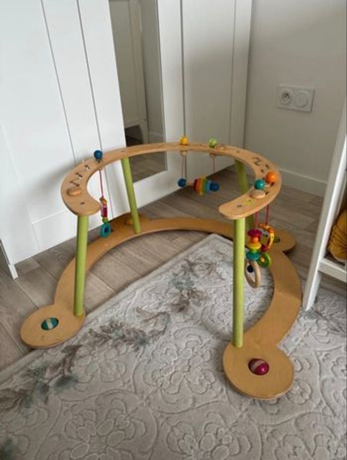 Trotteur pousse pousse arche de jeux bébé en bois - photo numéro 2