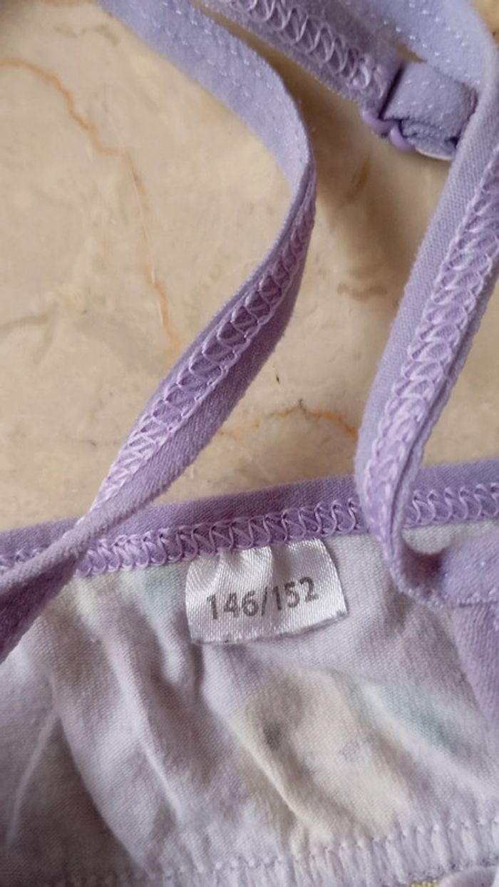 #manu_7896fille lot de brassière - photo numéro 2