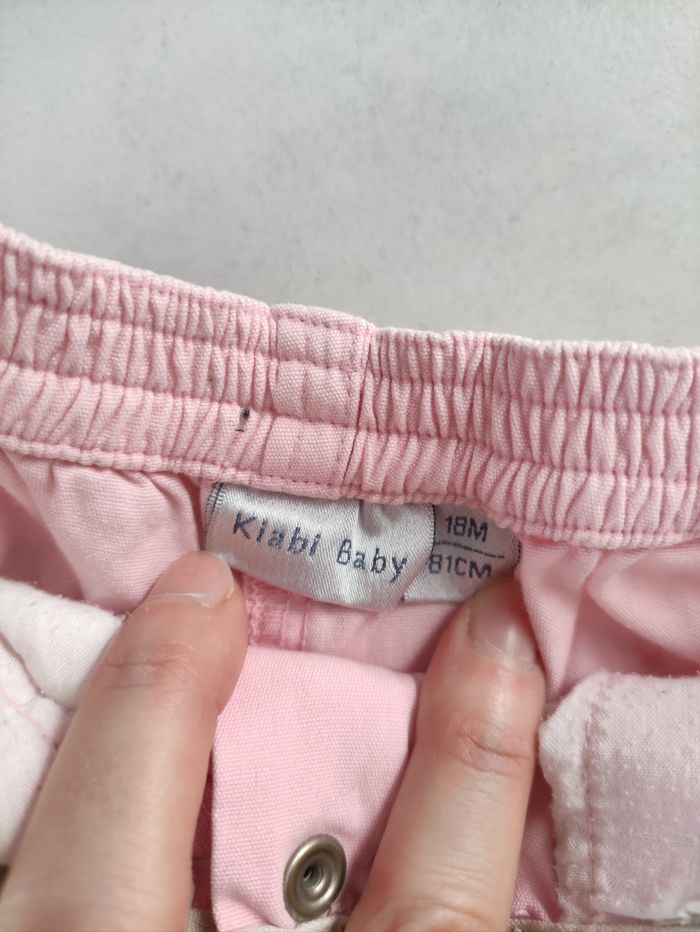 Short fille rose fleur jaune kiabi 18 mois - photo numéro 3