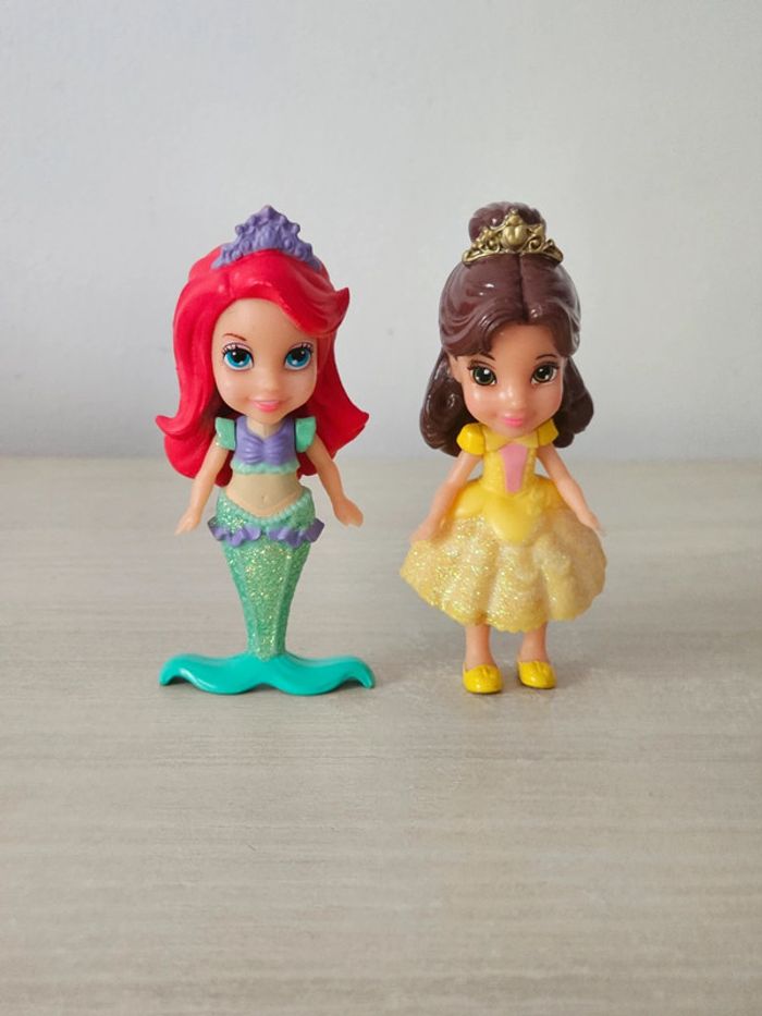 Petite figurine articulée Ariel et Belle - Disney