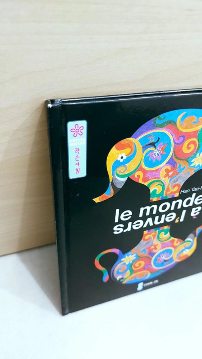 📚 Livre : Le monde à l'envers - photo numéro 6