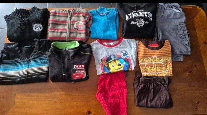Gros lot vêtements garçon 6ans
