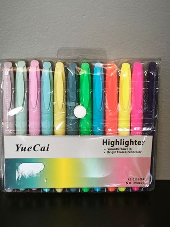 Ensemble de 12 surligneurs