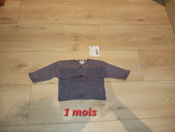 Gilet Brioche 1 mois neuf