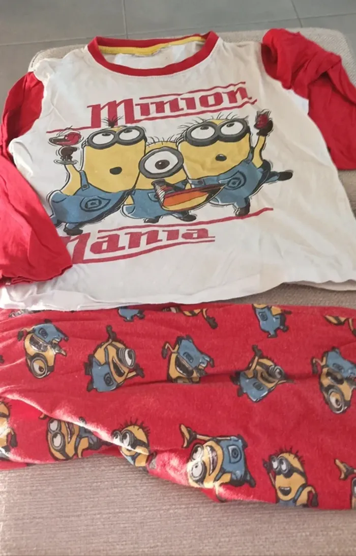 Pyjama minions