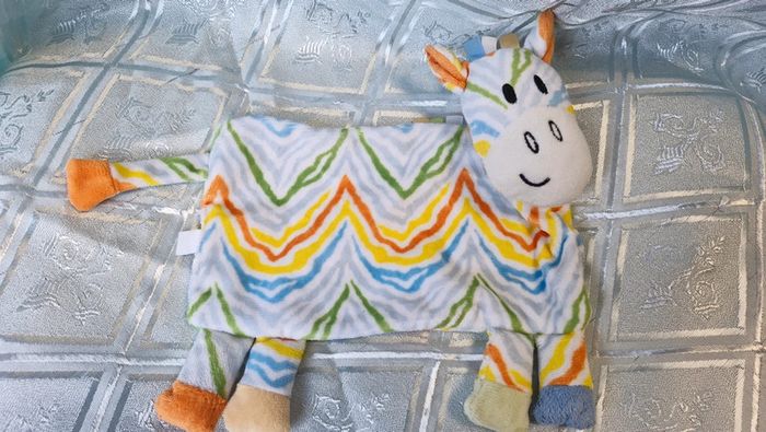 Doudou plat Zèbre zig zag multicolore