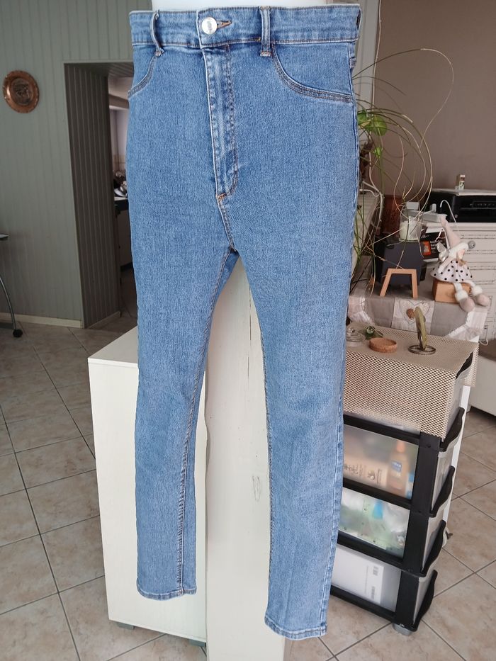 Jean taille haute T40. - photo numéro 2