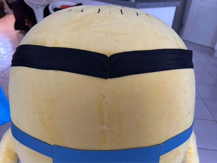 Grosse peluche minion - photo numéro 7