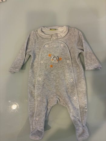 ✨ Pyjama bébé Tape à l’œil 1 mois – tout doux, mixte et comme neuf ✨