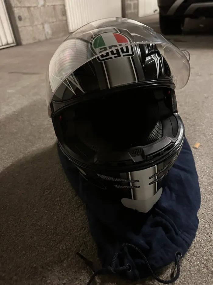 Casque moto scooter vélo AGV Stealth SV taille S très bon état - photo numéro 5