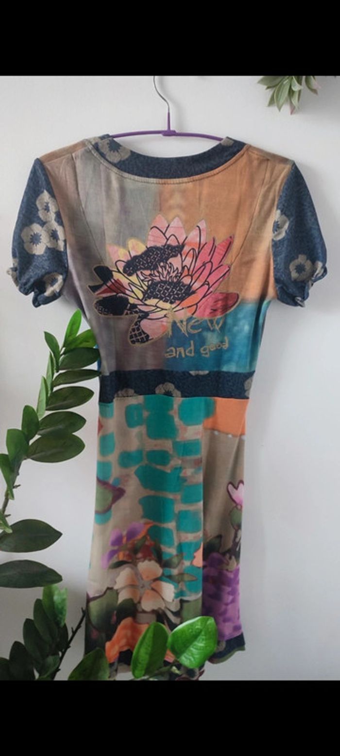 Robe en v - photo numéro 3