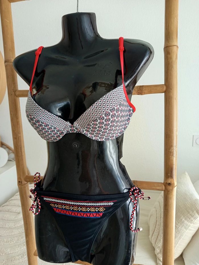 Maillot de bain 2 pièces rouge et noir - photo numéro 4