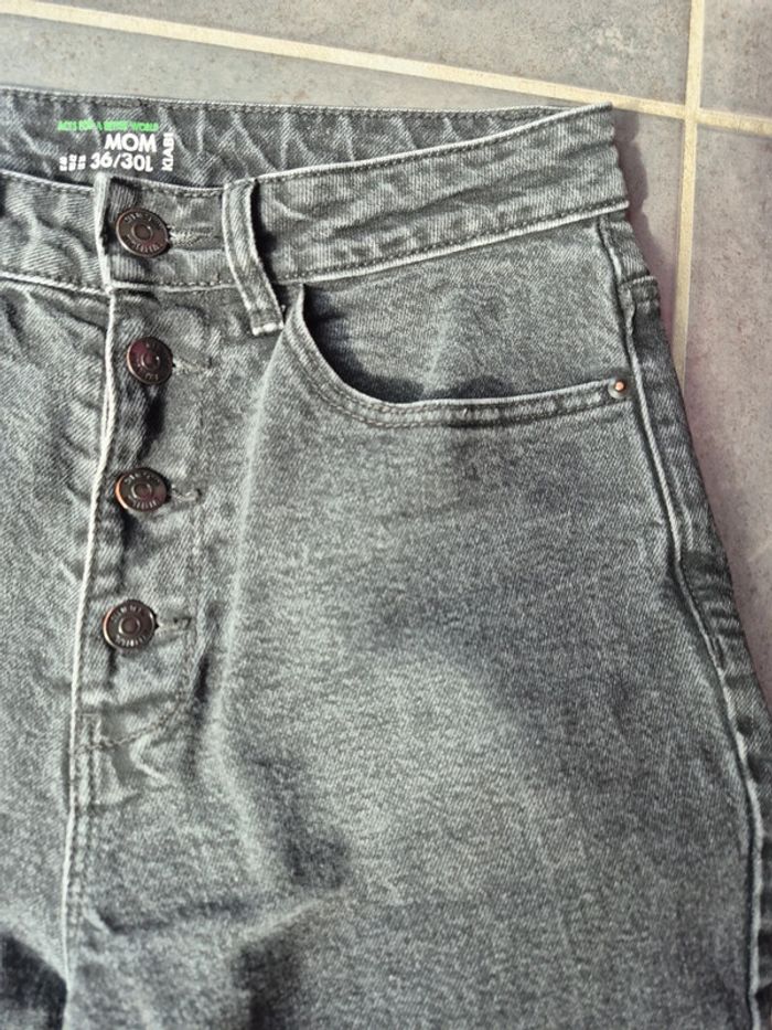 Jeans mom - photo numéro 2
