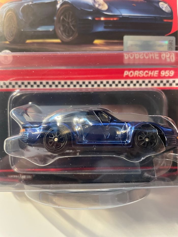 Porsche 959 à l’échelle 1/64. Voiture type Hot Wheels - photo numéro 2