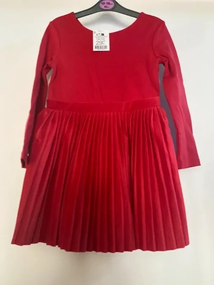 Superbe robe cérémonie ou fête rouge Okaidi en velours taille 4 ans Neuve