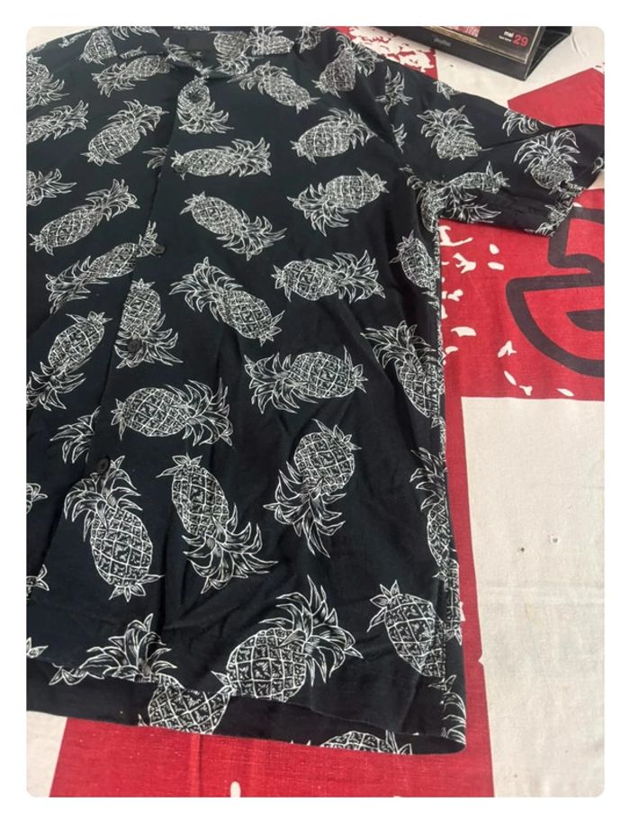 Chemise col V H&M motif ananas taille S/M - photo numéro 6