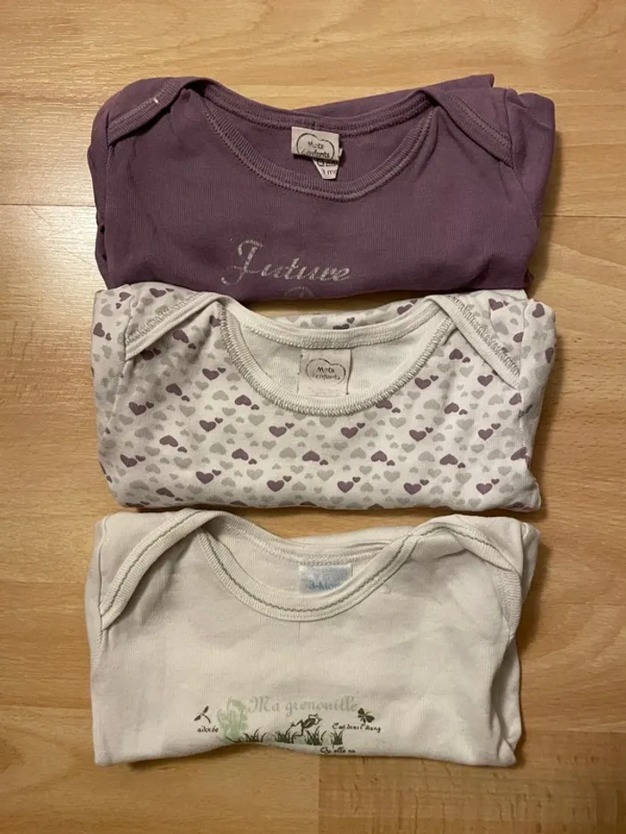 Lots 3 bodies