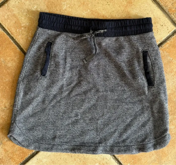 Jupe chine bleue taille 10 ans gemo