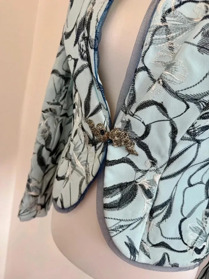 Magnifique veste blazer Musani couture bleue taille 38 neuve avec étiquette - photo numéro 3
