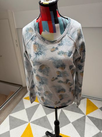 Sweat Bizzbee Taille 36