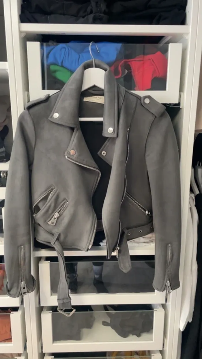 Perfecto Zara gris