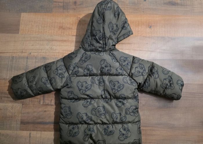 Doudoune Bébé Disney Le Roi Lion - 12 Mois - Neuf sans étiquette - photo numéro 2