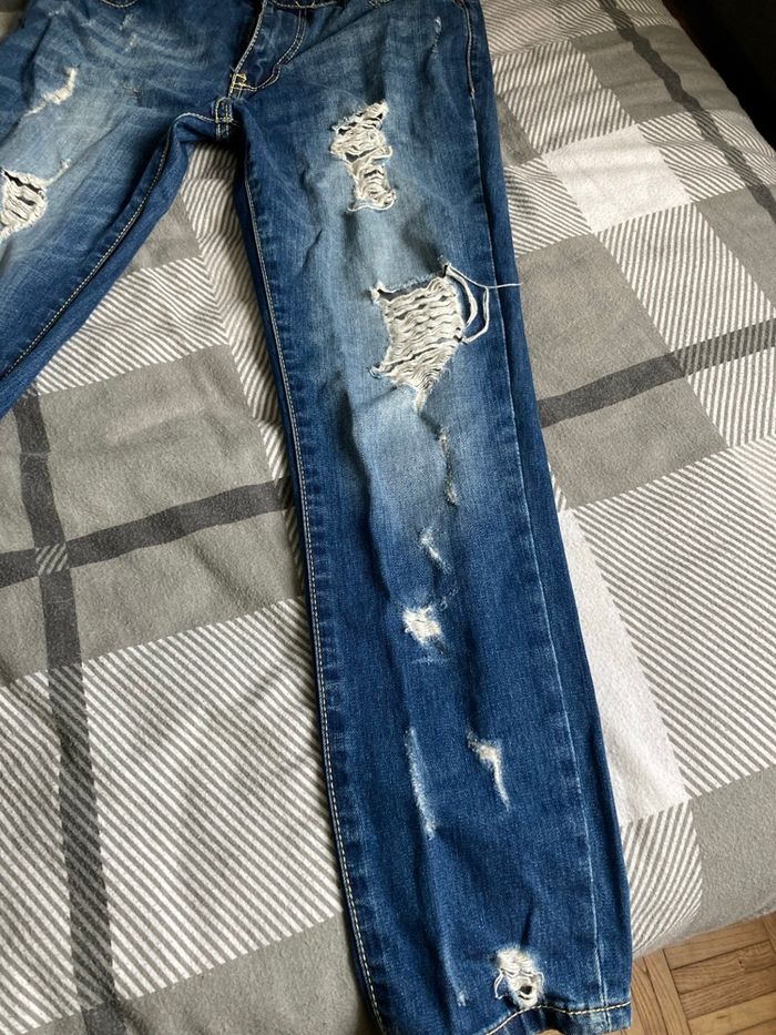 Jean troué - photo numéro 2