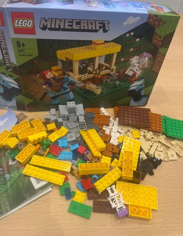 Lego Minecraft 21171 : l’écurie - photo numéro 3