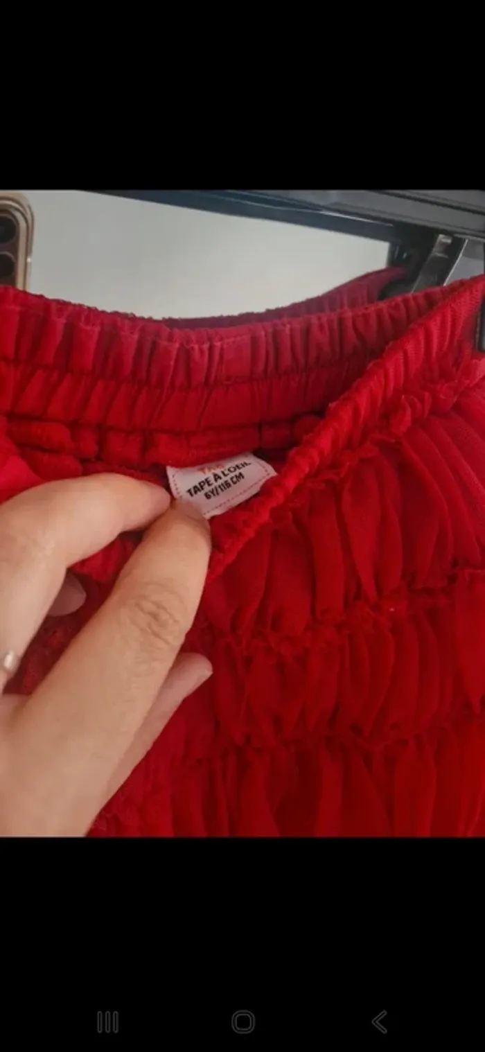 Jupe rouge à volants - photo numéro 6
