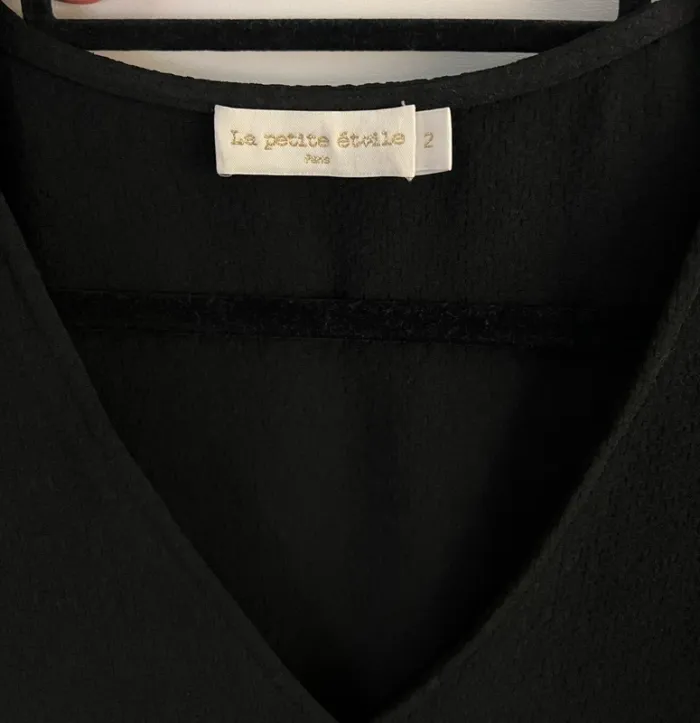 Robe noire La Petite Étoile - photo numéro 4