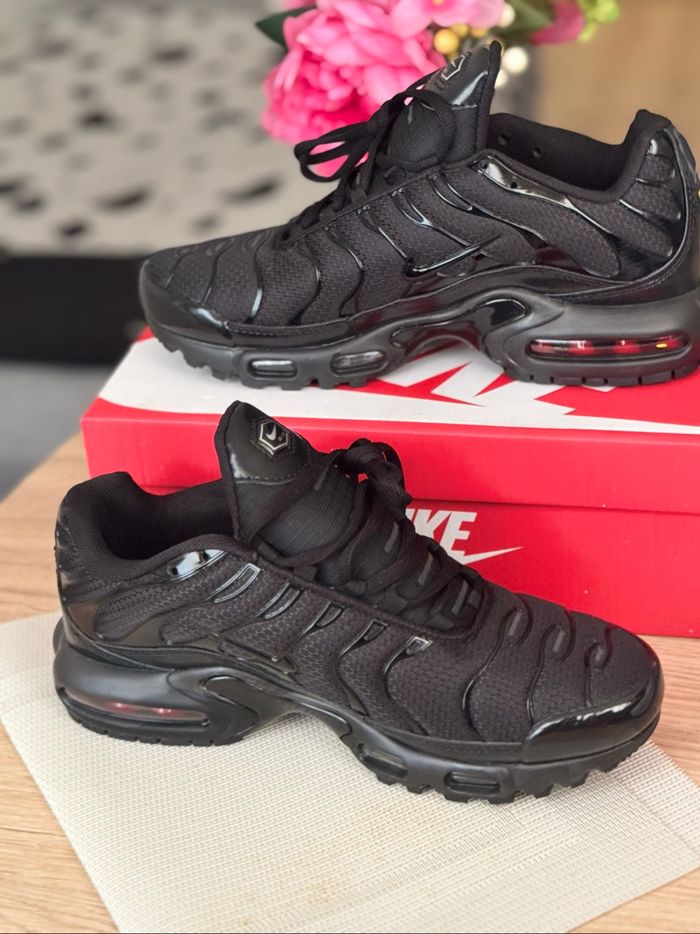Tn noir - taille 40