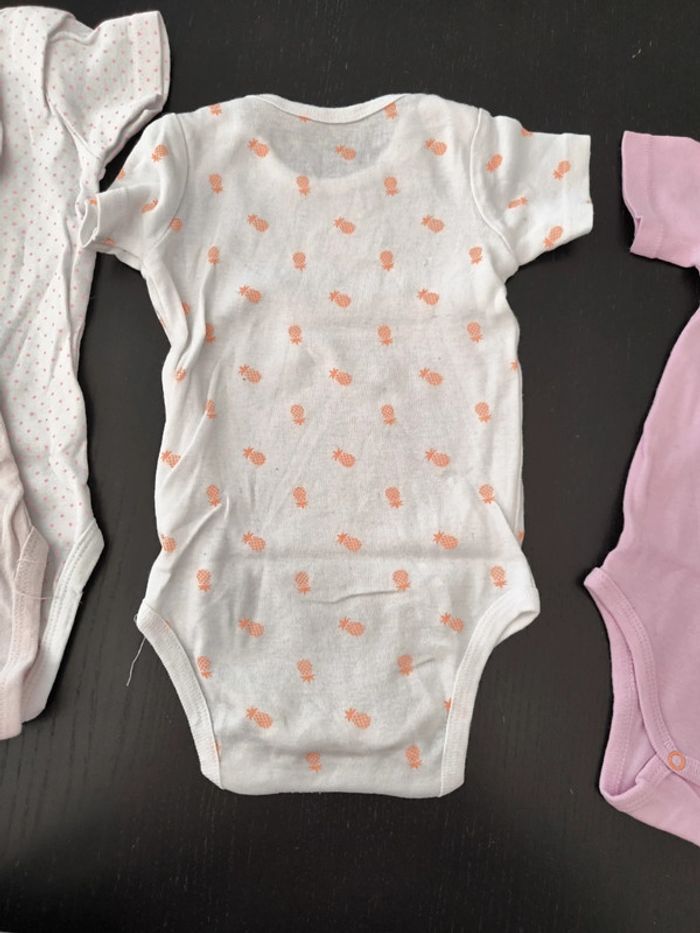 Lot de bodies manches courtes 12 mois - photo numéro 14