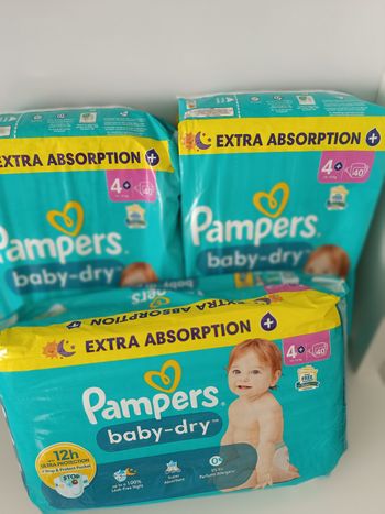 3 paquets Pampers taille 4 +