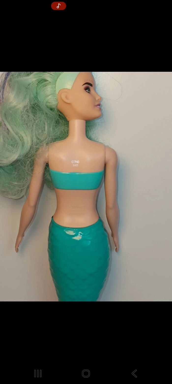 Poupée mattel Barbie Sirène Color Reveal Série 7 gtp43
Poupée et ensemble compris - photo numéro 8