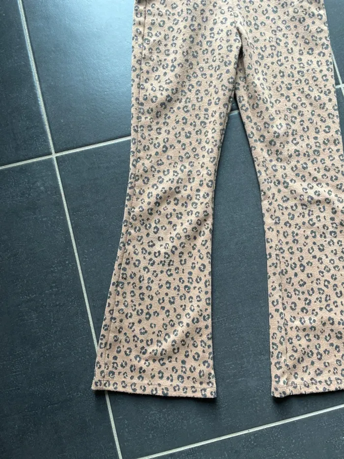 Pantalon 8 ans - photo numéro 2
