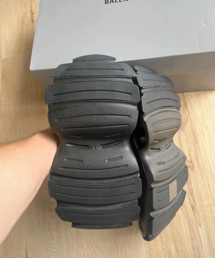 Balenciaga HD Black 37 - photo numéro 3