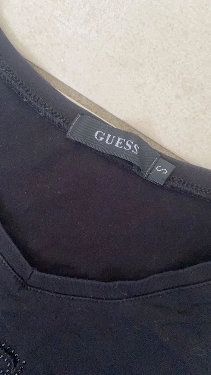 Tee-shirts guess T 34 - photo numéro 3