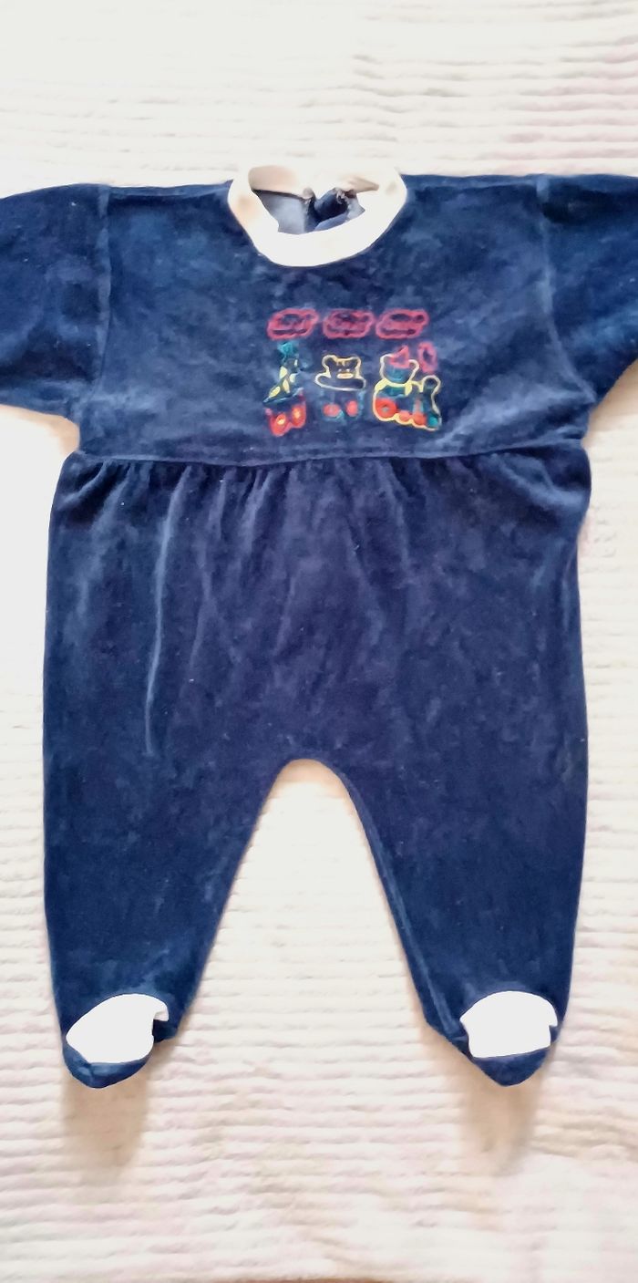 Lot pyjamas - photo numéro 10