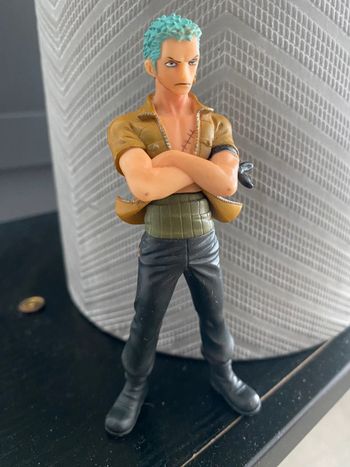 Figurine One piece Zoro Manga