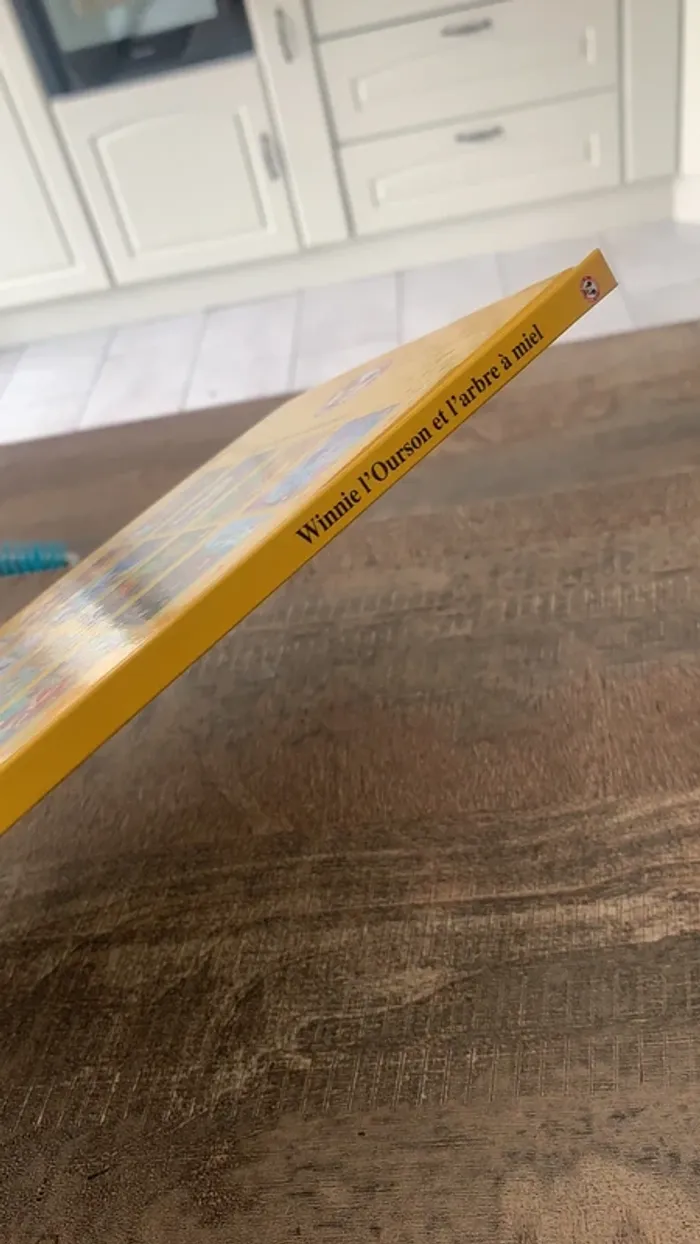 Livre Disney Winnie l ourson et l arbre à miel - photo numéro 4