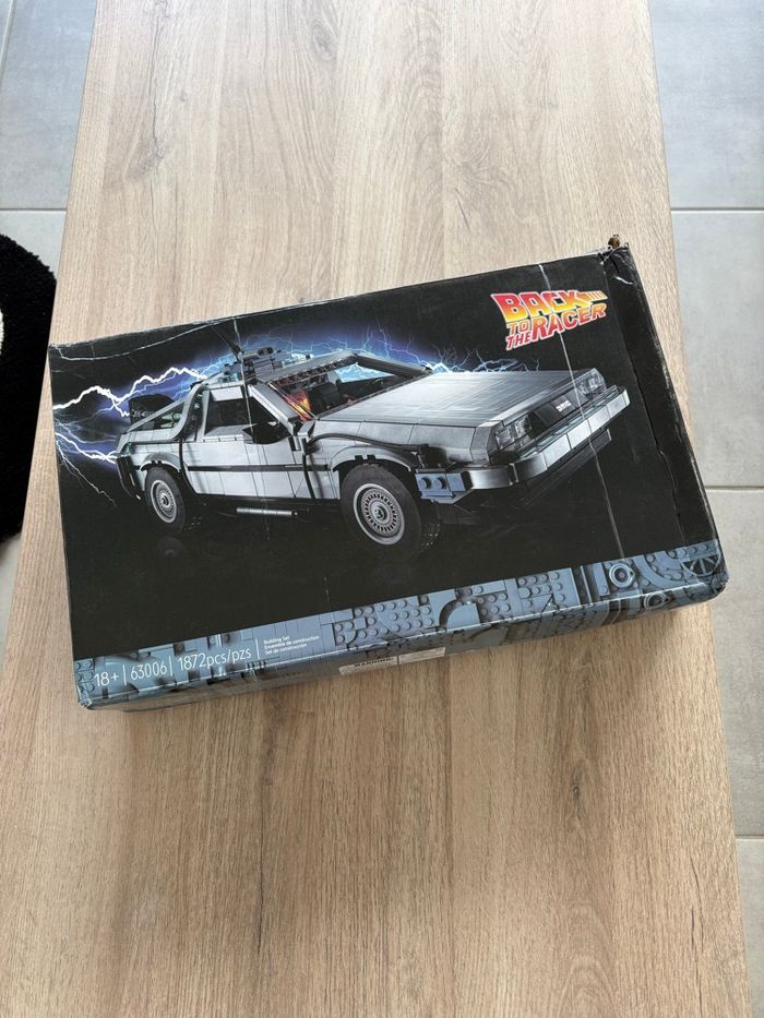 Lego voiture retour vers le futur 10300