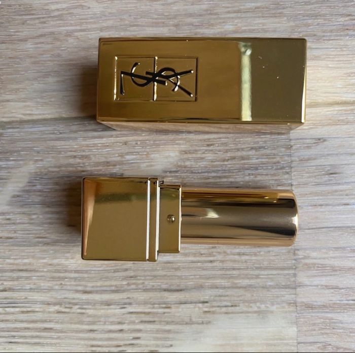 Petit rouge à lèvres Yves Saint Laurent - photo numéro 3