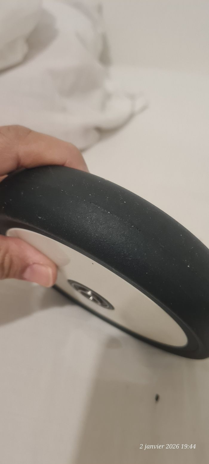 1 roue avant babyzen yoyo - photo numéro 5