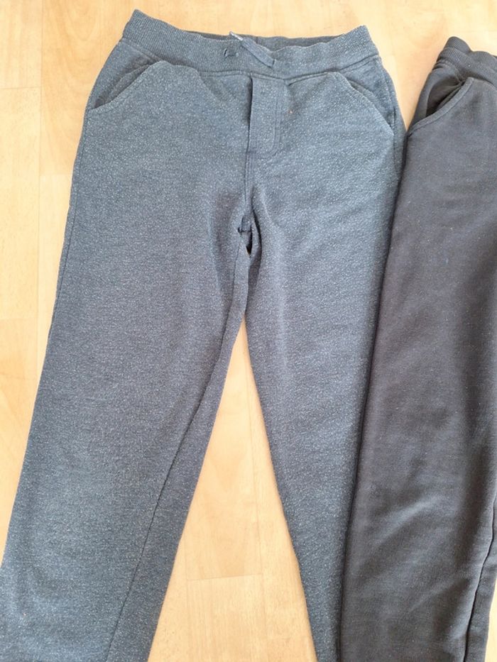 Lot de 2 jogging taille 10 ans - photo numéro 2