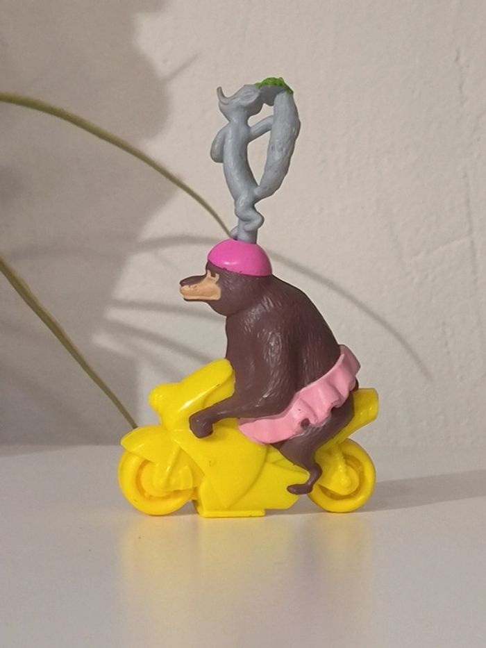 McDonald's King Julian & Sonia
Happy Meal Madagascar 3 Bons Baisers d'Europe 2012