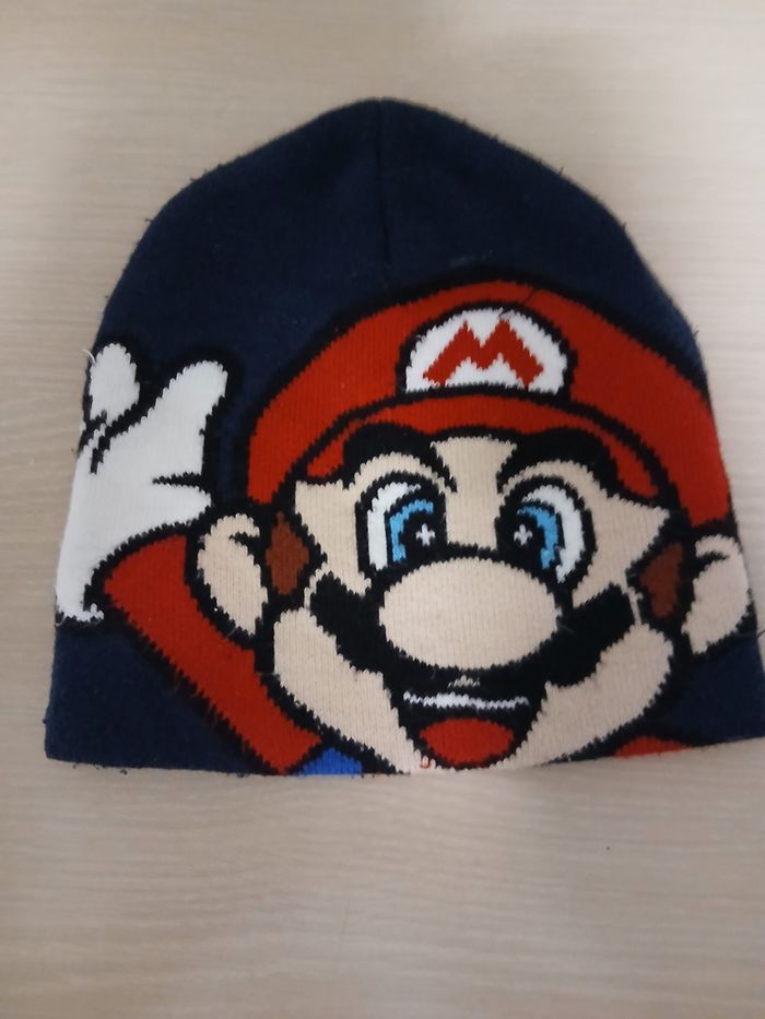 Bonnet  mario taille 2/4  ans matiere coton,polyster tres bonne etat - photo numéro 7