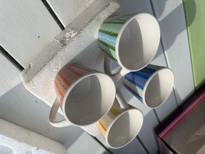 4 tasses neuves - photo numéro 2