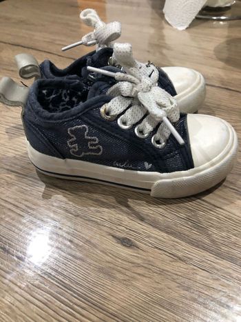 Basket type sneakers