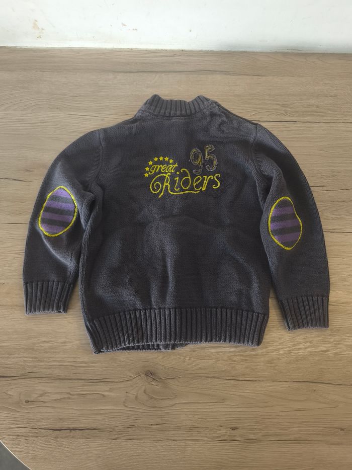 Gilet zippé 5 ans - photo numéro 3